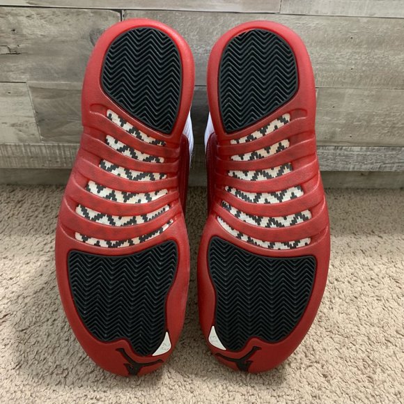 Air Jordan 12 Retro Cherry main image 6